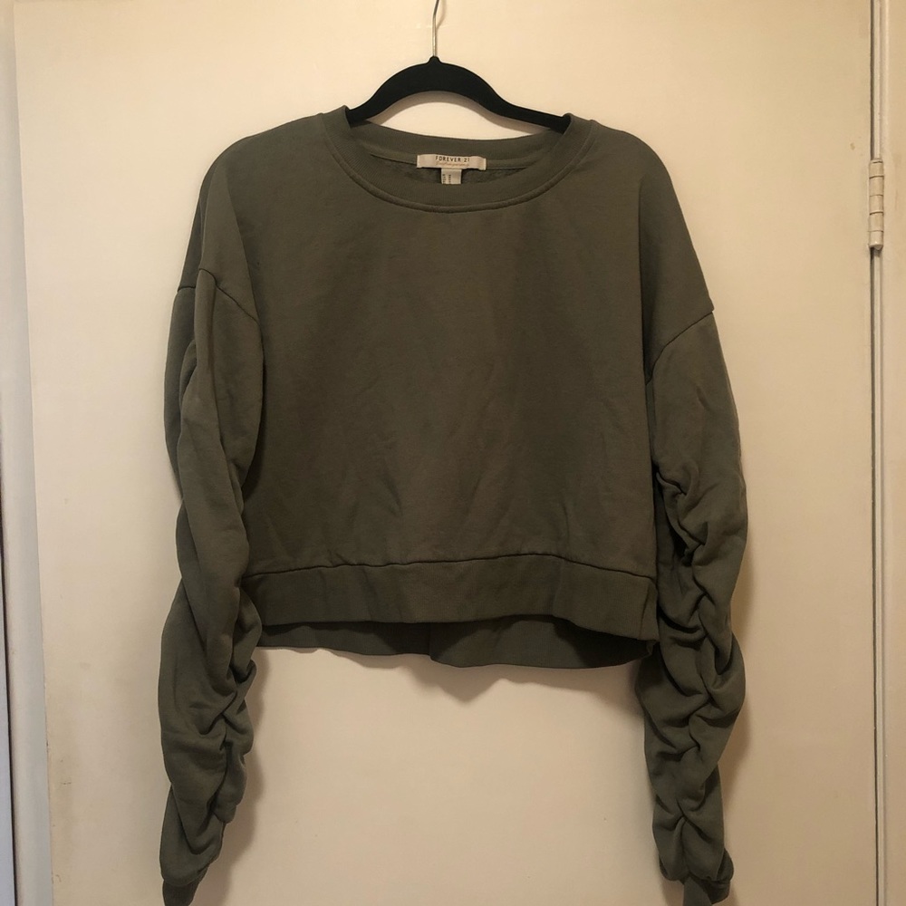 Forever 21 Cropped Sweater
